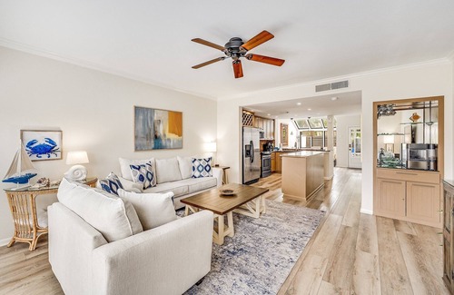 Sandestin House | Lakefront ~ 6-Seat Golf Cart ~ Community Pool