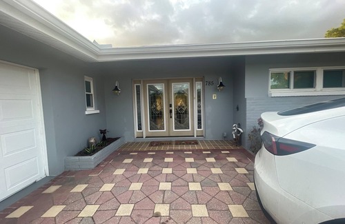 Safety Harbor House | Lakeside Bliss: Your Oasis with a Hot Tub and Heated Pool!
