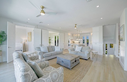 Anna Maria House | Large Canal Front Family Rental on Anna Maria with Pool, Dock & Mini Golf!