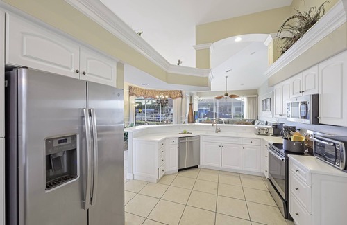 Marco Island House | Large waterfront home w/all-day sun on pool