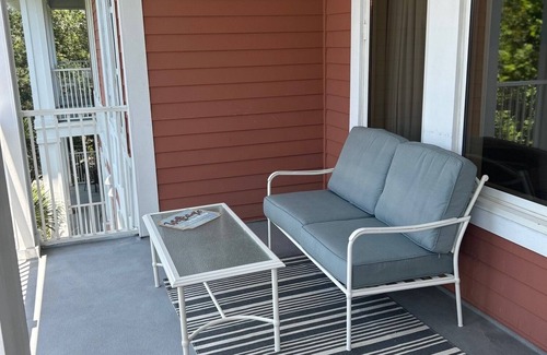 Baytowne Wharf Condo | Leah's Sunset Dreams One Bedroom Condo