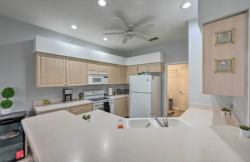 Falcons Glen House | Lely Resort Home w/Lanai - 1 Mi to Golf Course!