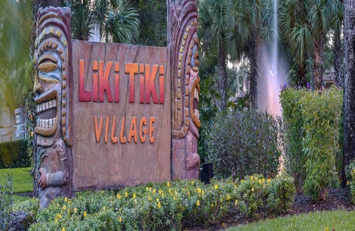 West Kissimmee Condo | Liki Tiki Village 1br suite, Saturday check-in