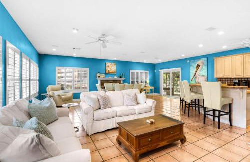 Seacrest House | Little Narnia - Colorful Beach House Private Pool