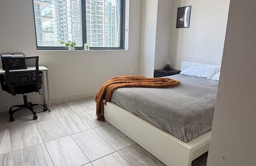 Downtown Miami Apartment | Live the Miami Dream Downtown Apt + Amenities