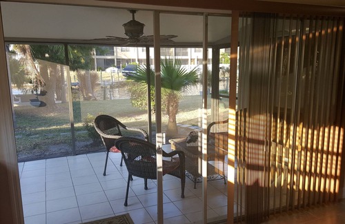 Caloosahatchee House | Location! Location! Gulf Access Villa in SE Area
