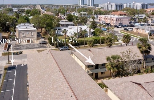 Smith's Memento Condo | Lovely 2 bedroom 1 bathroom condominium minutes from the beach.