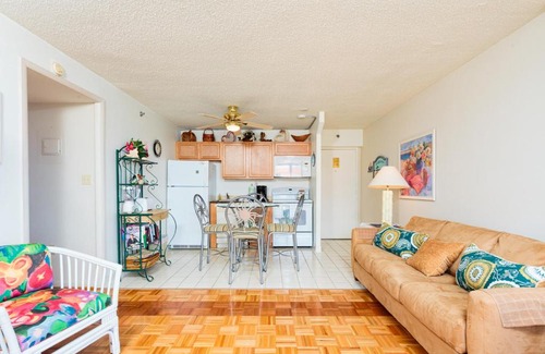 Fort Myers Beach Apartment | Lovers Key Beach Club PH4, 1 Bedroom, Heated Pool, Sleeps 4, Penthouse