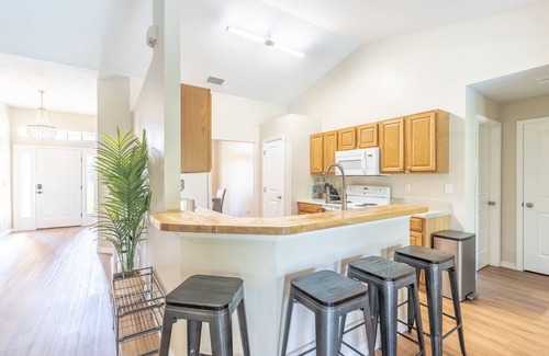 Diplomat House | LOW SEASON DISCOUNT ! Sun N Fun! Heated Pool & Game Room
