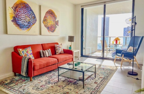 Town Square House | Lunabase Tropical Refuge