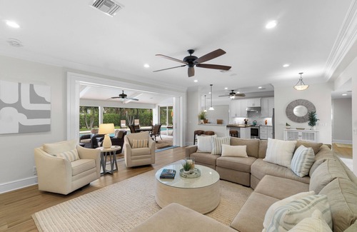 Moorings House | Luxury 4-Bedroom Moorings Residence | Private Pool
