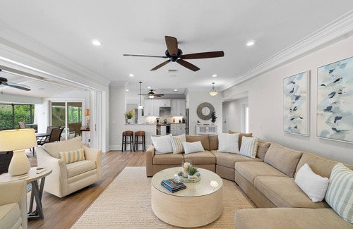 Moorings House | Luxury 4-Bedroom Moorings Residence | Private Pool
