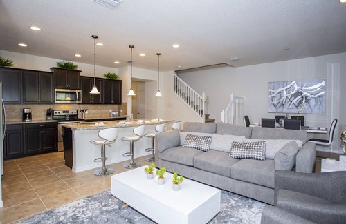 Four Corners House | Luxury 5 Bedroom w/Private Pool Close to Disney 8875