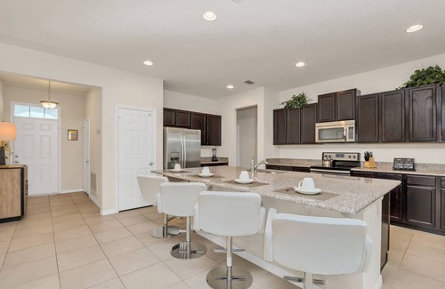 West Haven Villa | Luxury 6 bedroom 5 bathroom with Spa and Games Room Brand New Modern Furnishings