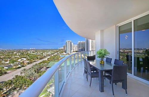 Singer Island Condo | Luxury Condo in the Ritz Carlton Residences on a private beach
