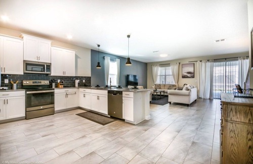Davenport House | Luxury Holiday Mansion Minutes from Disney on Champions Gate Resort, Orlando Mansion 2596
