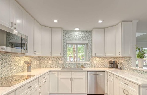 Survey Creek House | LVS AlMar- LBTS Beach, Bikes, Pool, OutdoorOasis