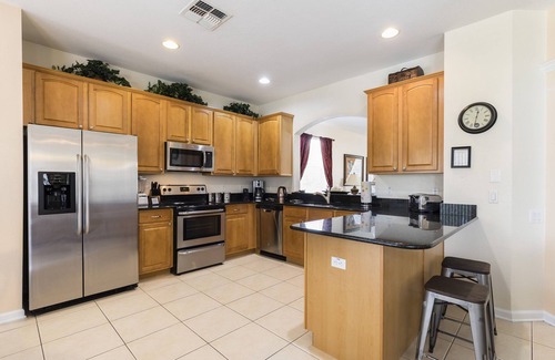 Windsor Hills House | 🏰 Magical 6-Bed Family Villa ✨[FREE Heated Pool, Spa & BBQ] 5 Mins to Disney 🎢