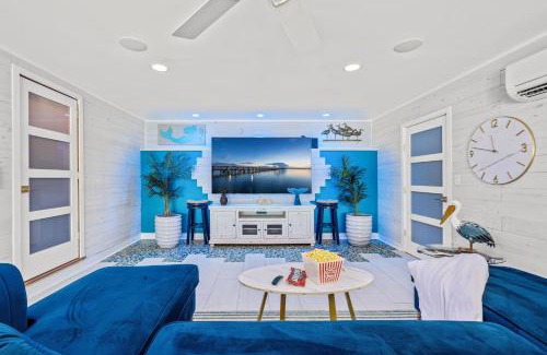 Tropic House | Mango Shores