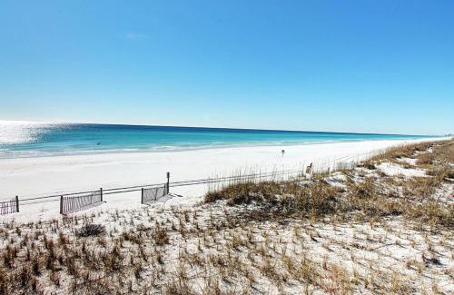Miramar Beach Apartment | Maravilla 3202
