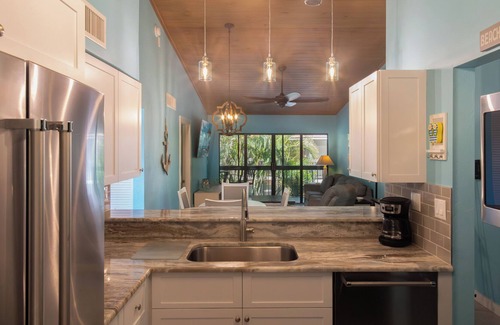 Marco Island House | MARINER 4 #208 TWO BEDROOM TWO BATH CONDO NEWLY RENOAVTED ISLAND GETAWAY
