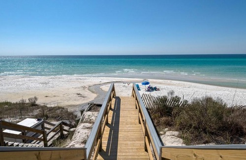 Seacrest House | Mermaid Crossing