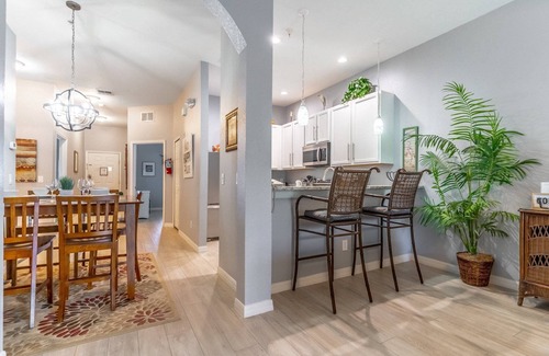 Bahama Bay Condo | Minutes to Disney - Luxurious 3rd-Floor Condo with Pool Views at Bahama Bay Resort and Spa