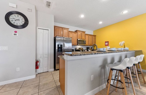 West Kissimmee House | Minutes to Disney Pvt Pool Free Wi-Fi & Perks