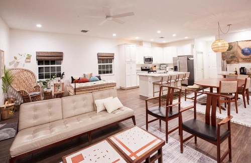 Largo House | Modern Eco Home near Florida's Best Beaches, Clearwater Beach, St Pete Beach, Madeira Beach, Treasure Island Beach, Indian Rocks Beach