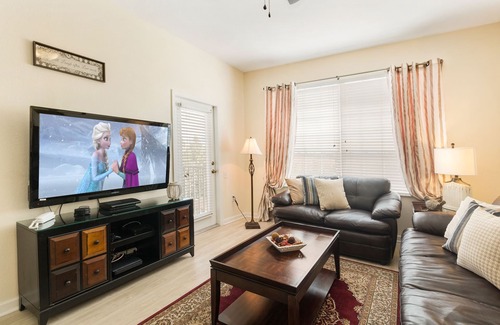 Crestwynd Bay Condo | MVH 073M | Top Floor Condo with Fun Kids Bedroom