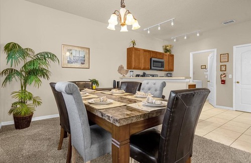 Sandy Ridge Villa | My Disney Place Home - PRIVATE home private pool! wifi! clean, new and nice!