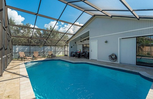 Naples Park House | Naples Park Paradise with salt water heated pool.
