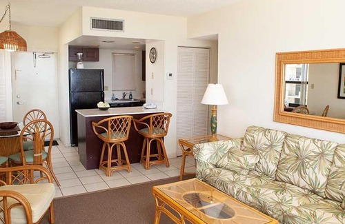 Lauderdale-by-the-Sea Apartment | Native Sun