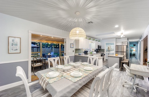 North River Shores House | Near Beach-Town|King Bed|Kids Rm|Games|BBQ|Dogs OK