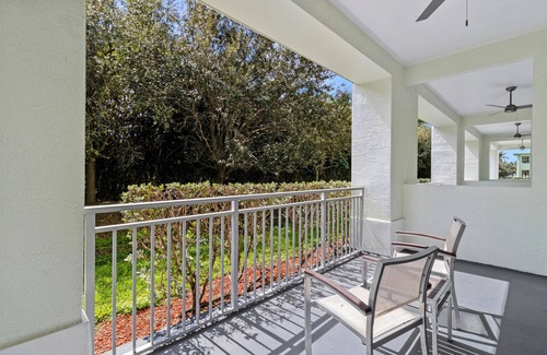 Doral Condo | Near Convention Center, King Studio with Kitchen