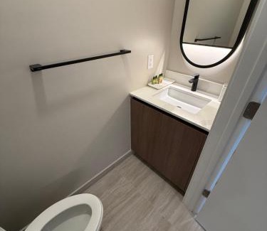 North Beach Apartment | New 1Bed 1 bath Ocean view