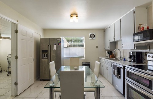 Clearwater House | New Beautiful 2 bedroom with dedicated office and yard!