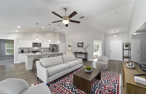 Ocala House | NEW Build-12min WEC Horses, 17min FAST, 42min Silver Springs State Park. 4beds.