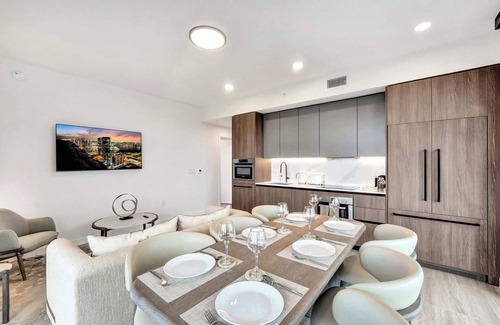 North Beach Condo | NEW: Contemporary 3BR/2BA Condo with Pool & Easy Beach Stroll