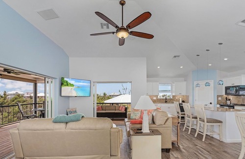 Jose's Hideaway House | NEWLY BUILT LUXURY ISLAND HOME w/ PRIVATE POOL, GOLF CARTS & ISLAND CLUB ACCESS