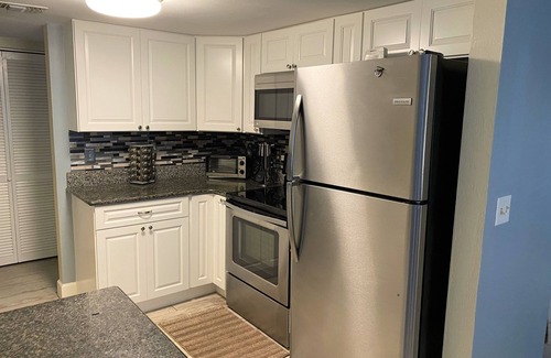 Port Orange Condo | Newly Remodeled! Upgrades throughout.Ocean View in Oceanfront Building. Pets OK!