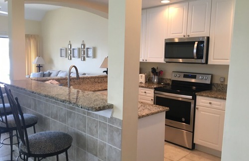 Sandestin House | *Newly Remodeled Bathrooms* - 6 Pass. Golf Cart included - close to pool