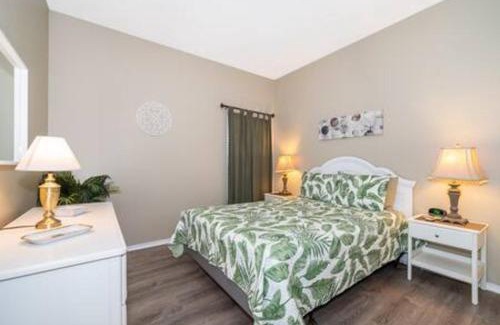 Esprit House | Newly Renovated Close to Disney w Private Pool