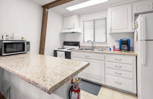 Painters Hill House | Oasis Beach House | Amazing Atlantic Views!