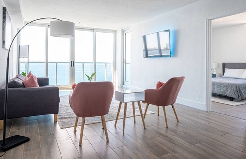 North Bay Village Apartment | Ocean View 2B &2B Miami Beach Condo