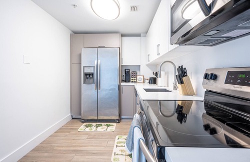 North Bay Village Apartment | Ocean View 2B &2B Miami Beach Condo