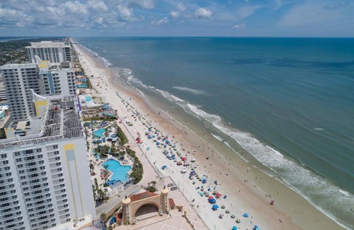 Daytona Beach Apartment | Ocean Walk 609, 1 Bedroom, Ocean View, Pools, Lazy River, Sleeps 5