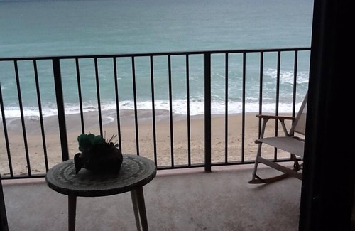 Hutchinson Island South Condo | Oceanfront, beautiful panoramic 5th floor view. Minimum of one month rental.