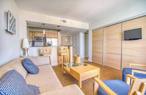Sunny Isles Beach Condo | Oceanfront Condominium with Breathtaking Views and Beach Access