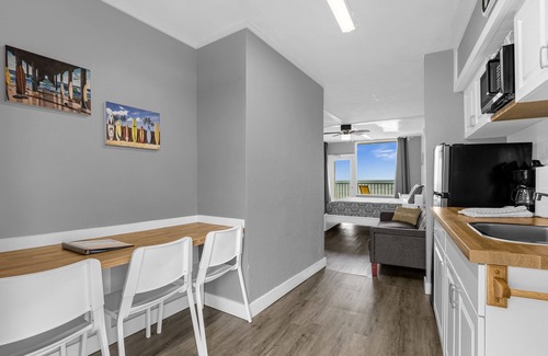 Bostwick Park Condo | Oceanfront Condo w/Private Balcony - Pools Open and Direct Beach Access